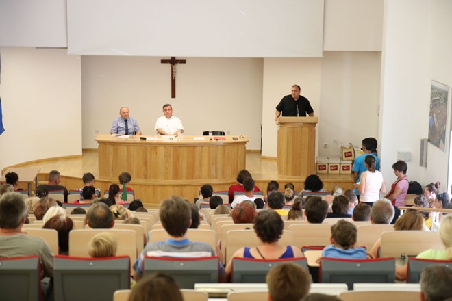 Tradicionalni susret Caritasa Varaždinske biskupije s roditeljima petero i više malodobne djece